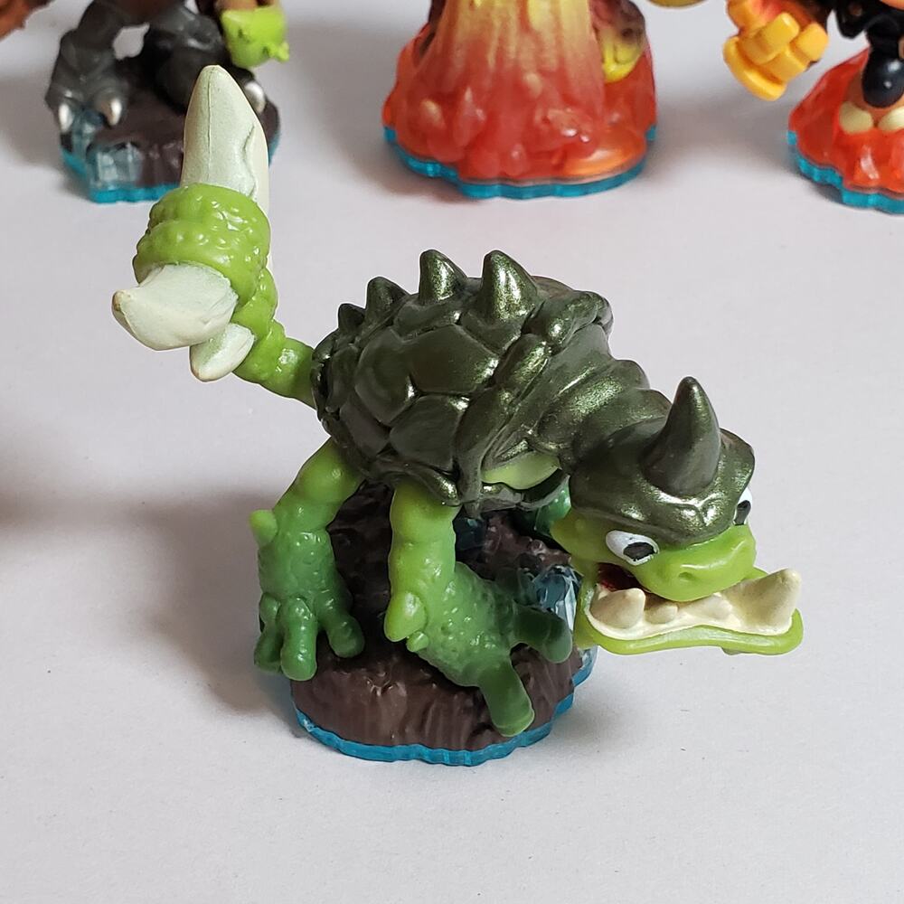 Skylander Swap Force lot of 4, 2x fire, 2x earth - Picture 2 of 10